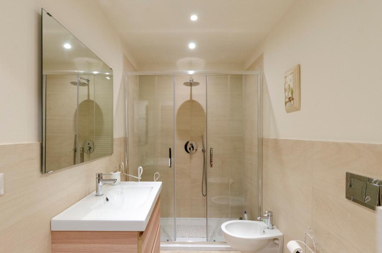 Mazzini 43 Apartment 85 Mq 2B/1B & Parking Rapallo Zewnętrze zdjęcie